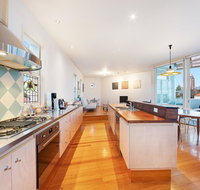 Coastal Penthouse at Coogee Beach - Timeshare Accommodation