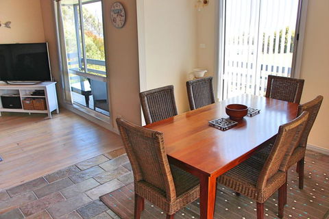 Cockatoo Cabin - Timeshare Accommodation 3