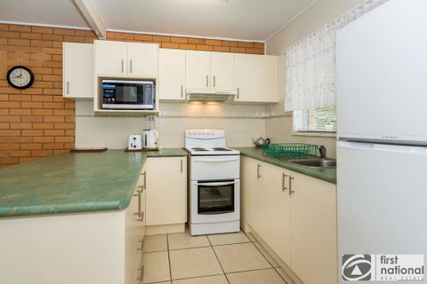 Comfy Ground Floor Unit Opposite Waterfront! Welsby Pde, Bongaree - Timeshare Accommodation 3
