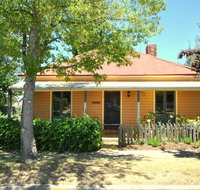 Cooma Cottage - Timeshare Accommodation