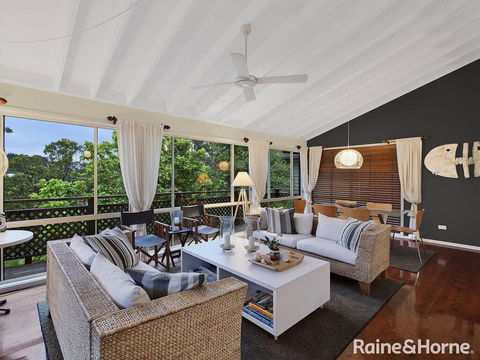 Copacabana Treehouse - 36 Oceano Street, Copacabana - Timeshare Accommodation 1