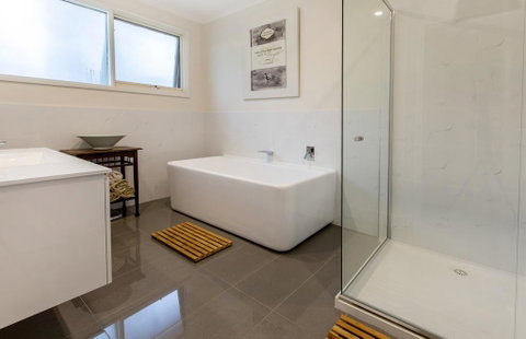 COUNTRY MEETS THE BAY - MOUNT ELIZA - Timeshare Accommodation 1