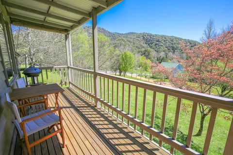 Crabapple Cottage - Timeshare Accommodation 0
