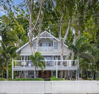 Decked Out By The Sea - Timeshare Accommodation