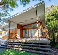 Decked out for a Fantastic Holiday - Whole house Winnett St Woorim - Timeshare Accommodation