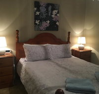 Desert Flower Cottages on Wolfram St - Timeshare Accommodation