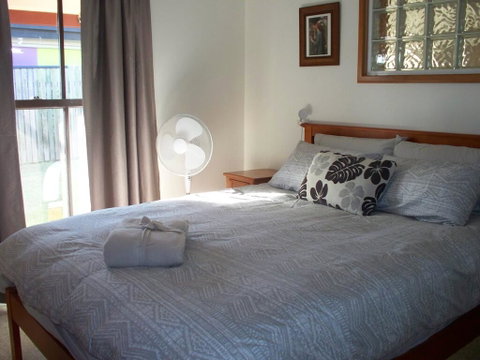 Dog Friendly Holiday House At Red Beach - Timeshare Accommodation 2