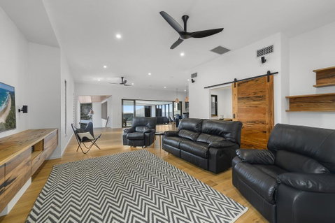 Due North Beach House - Timeshare Accommodation 2