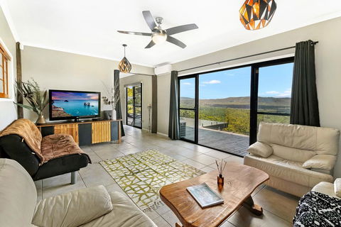 Eagles Loft - Timeshare Accommodation 0