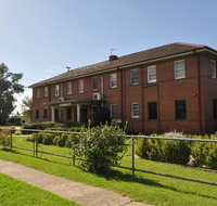 Elm and Wren Guesthouse - Timeshare Accommodation