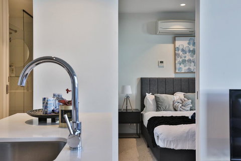 EQ TOWER Melbourne CBD APT - Timeshare Accommodation 1