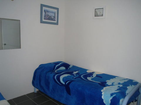 Fabulous Location - Ground Floor Waterfront Unit! Clearview Apartments - Timeshare Accommodation 1