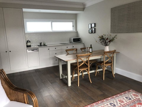 Fig Tree Cottage - Timeshare Accommodation 3