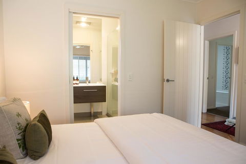 Furmston House & Studio - Timeshare Accommodation 0