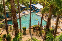 Gorgeous 4 Bed Beachside Apartment - Diamond Beach Resort