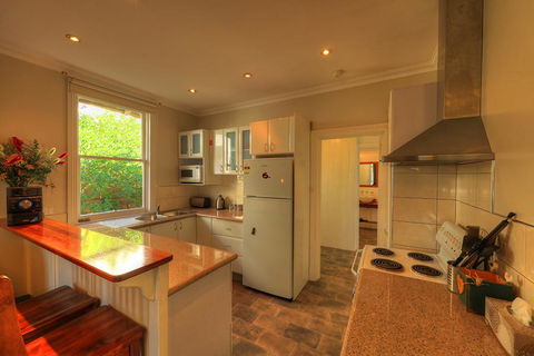 Grace's Spa Cottage - Timeshare Accommodation 2
