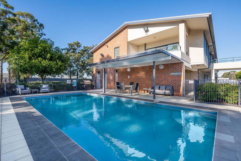 Hawkesbury Race Club Motel - Timeshare Accommodation 1