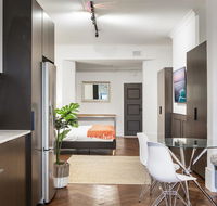 High-End Studio Near Parks Theatres and Dining - Timeshare Accommodation