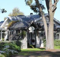Holmwood Guesthouse - Timeshare Accommodation