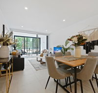 HomeHotel-New and walking to shoppingSuper clean - Timeshare Accommodation