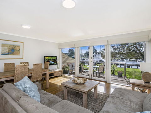 JOHANSSON'S PERCH No. 3 - Timeshare Accommodation 0