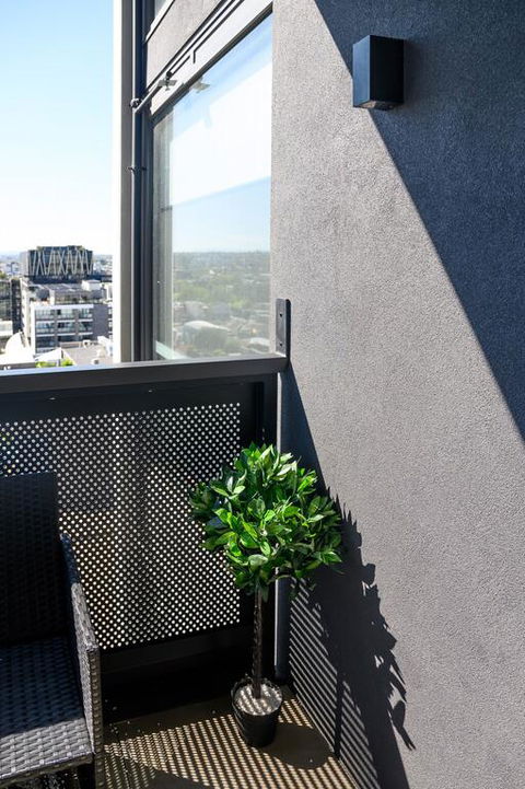 JUDD Your Stylish Richmond Abode Awaits You - Timeshare Accommodation 3