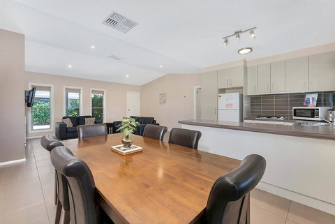 Kennedy Holiday Villas - Timeshare Accommodation 1