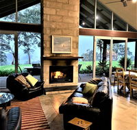 Kenwood Bank Vineyard Retreat - Timeshare Accommodation