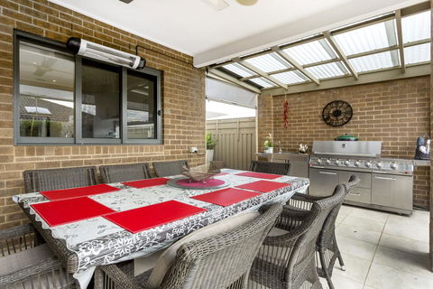 LA DOLCE VITA RETREAT - RYE - Timeshare Accommodation 2
