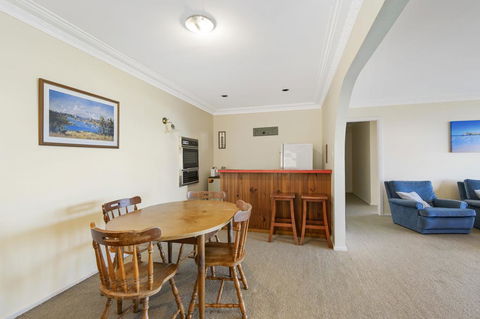 La Mer, 19 Dulconghi Street - Timeshare Accommodation 2