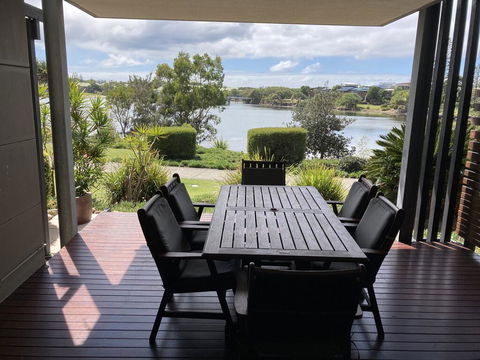 Lagoon-Front Luxury At Twin Waters Resort - Timeshare Accommodation 1