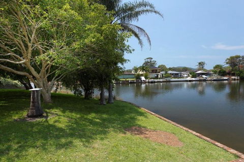LAKE HOUSE ON ELOUERA - Timeshare Accommodation 0
