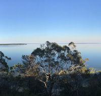 Lakescapes Cottage - 180 Degree Panoramic Views - Timeshare Accommodation