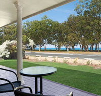 Large family waterfront home with room for a boat - Welsby Pde Bongaree - Timeshare Accommodation