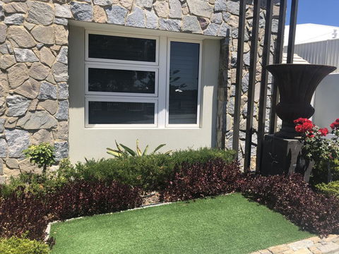Lavender Manor BnB - Timeshare Accommodation 1