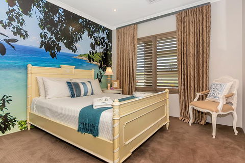 Lavender Manor BnB - Timeshare Accommodation 2