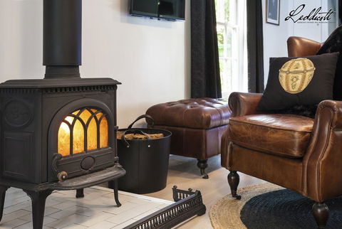 Leddicott Cottage - Timeshare Accommodation 2