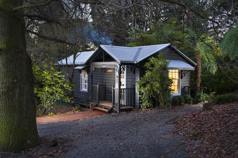 Leddicott Cottage - Timeshare Accommodation 0