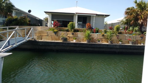 M & T's Waterfront Bed & Breakfast - Timeshare Accommodation 0