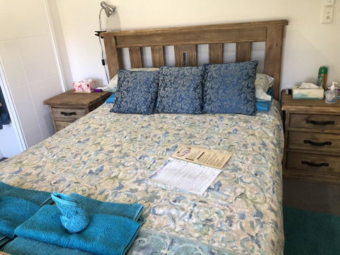 M & T's Waterfront Bed & Breakfast - Timeshare Accommodation 1