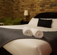 Magdala Motor Lodge  Lakeside Restaurant - Timeshare Accommodation