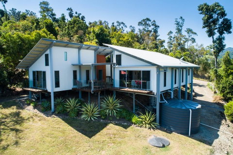 MANDALAY ESCAPE, SECLUSION & SERENITY WITH A POOL - Timeshare Accommodation 2