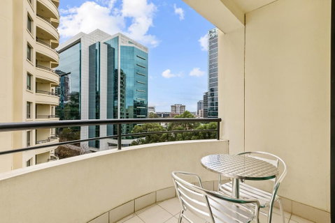 Mantra Parramatta - Timeshare Accommodation 1