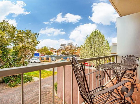 Mantra Pavilion Hotel Wagga - Timeshare Accommodation 1