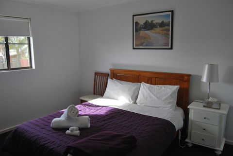 Maple Tree Cottage - Timeshare Accommodation 3