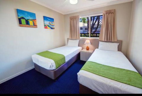 Mermaid Beach Apartment - Timeshare Accommodation 2