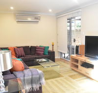 Modern 2 Bedroom Unit Close to CBD - Timeshare Accommodation