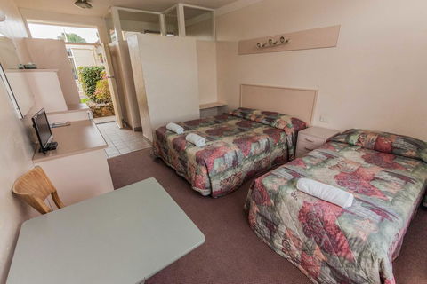 Moruya Waterfront Hotel Motel - Timeshare Accommodation 3