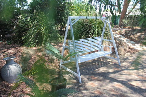 Jacaranda Hideaway Bed & Breakfast - Timeshare Accommodation 11