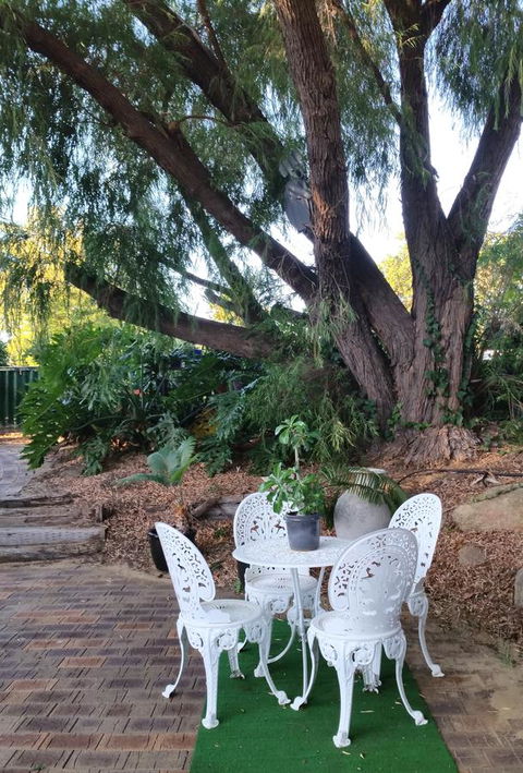 Jacaranda Hideaway Bed & Breakfast - Timeshare Accommodation 15